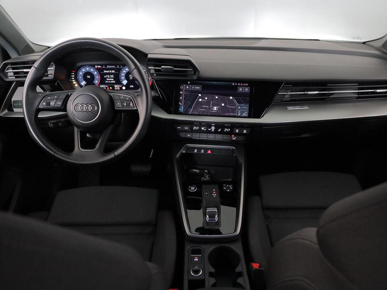 Audi A3 SPORTBACK 30 TFSI Advanced edition 110 pk S-tronic | Navigatie | Parkeersensoren achter | Autom. airco | LED koplampen | Apple Carplay/Android Auto |