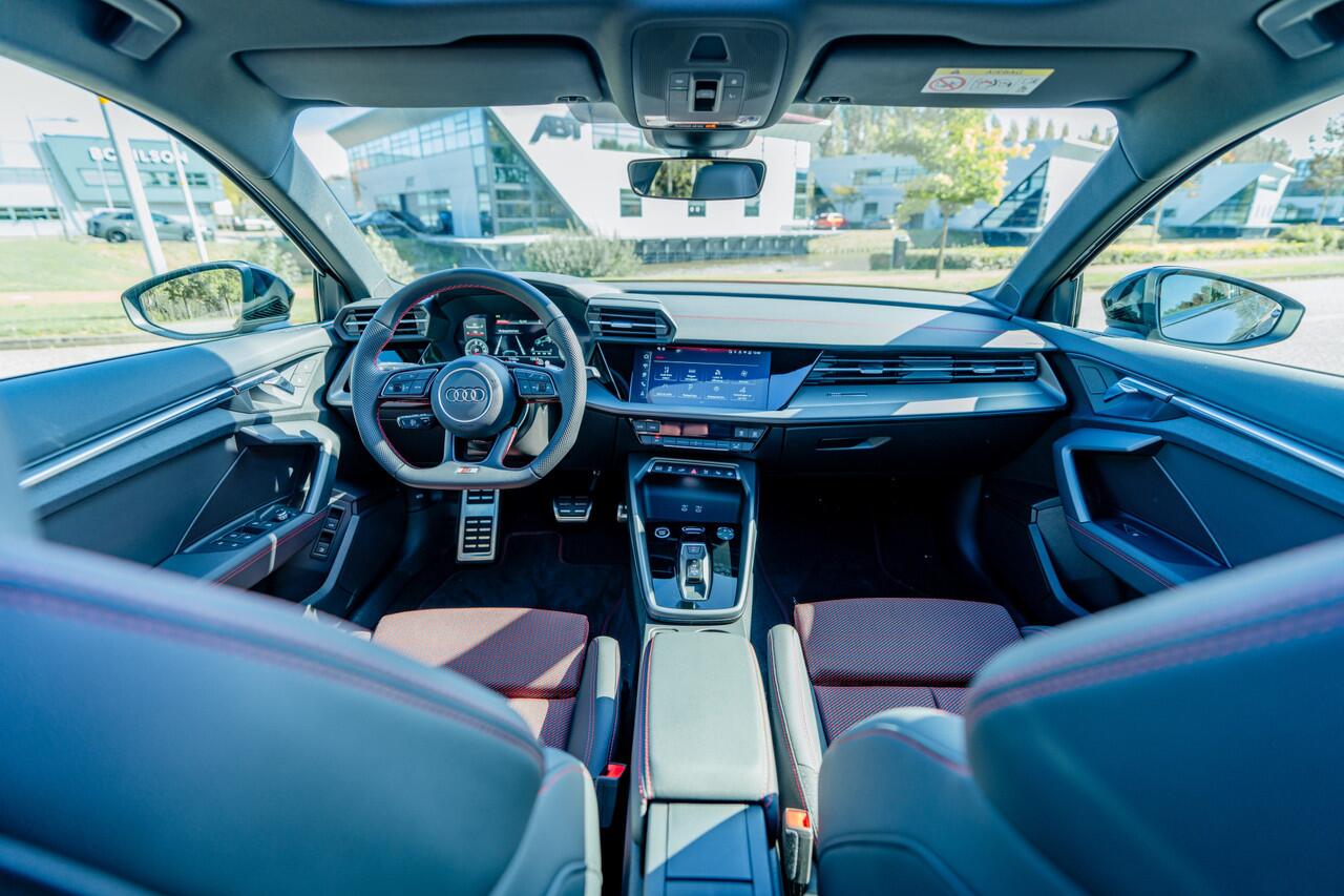 Audi A3 SPORTBACK 45 TFSI e 272pk ABT Competition | ABT GR20 | Verlaging | Panoramadak | Achteruitrijcamera | Ambiente verlichting plus | Elektrische ko