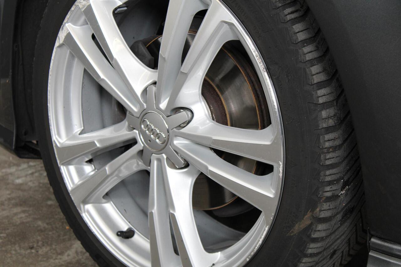 Audi A3 SPORTBACK 30 TFSI Sport S Line LED - Navi -