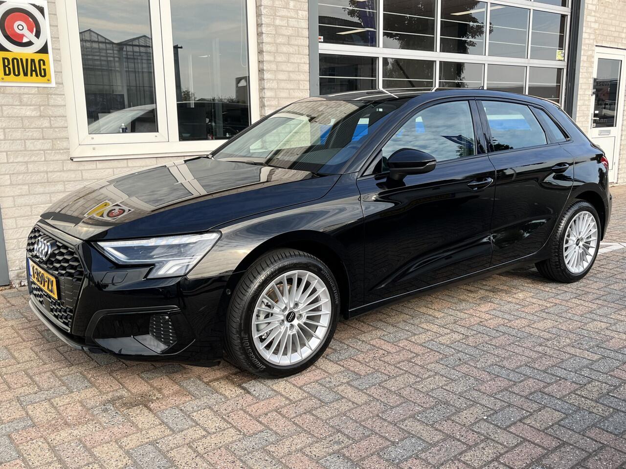 Audi A3 SPORTBACK 30 TFSI Advanced edition / AUTOMAAT/ SMARTPHONE INTERFACE/ GARANTIE TM 10-2027/ PARK. SENSOREN/ FULL-LED/ ADAPT-CRUISE/ NAVI/ CLIMA/ 17" LMV/ DIGITAAL DASHBOARD