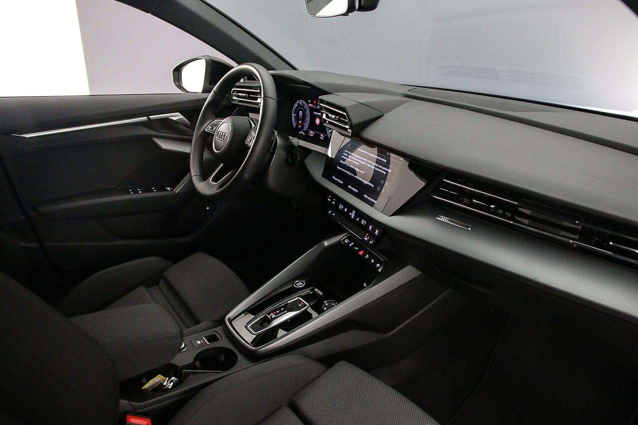 Audi A3 SPORTBACK 40 TFSI e Advanced edition | ACC | Achteruitrijcamera | MMI plus | Full-led | Carplay | Audi sound |