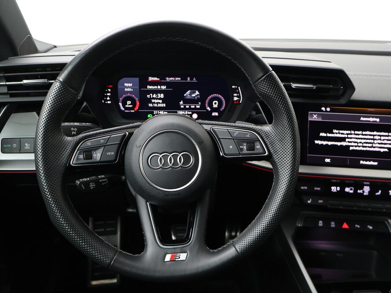 Audi A3 SPORTBACK 35 TFSI S edition | 150 PK | Automaat | Multifunctioneel stuurwiel | Cruisecontrol | Afneembare trekhaak |