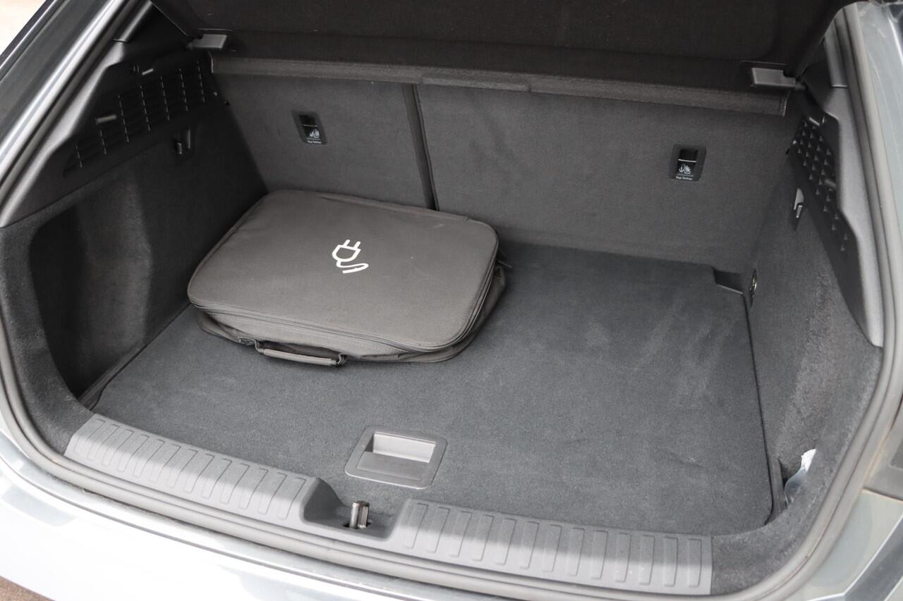 Audi A3 SPORTBACK 40 TFSI e S edition 204pk S-Tronic