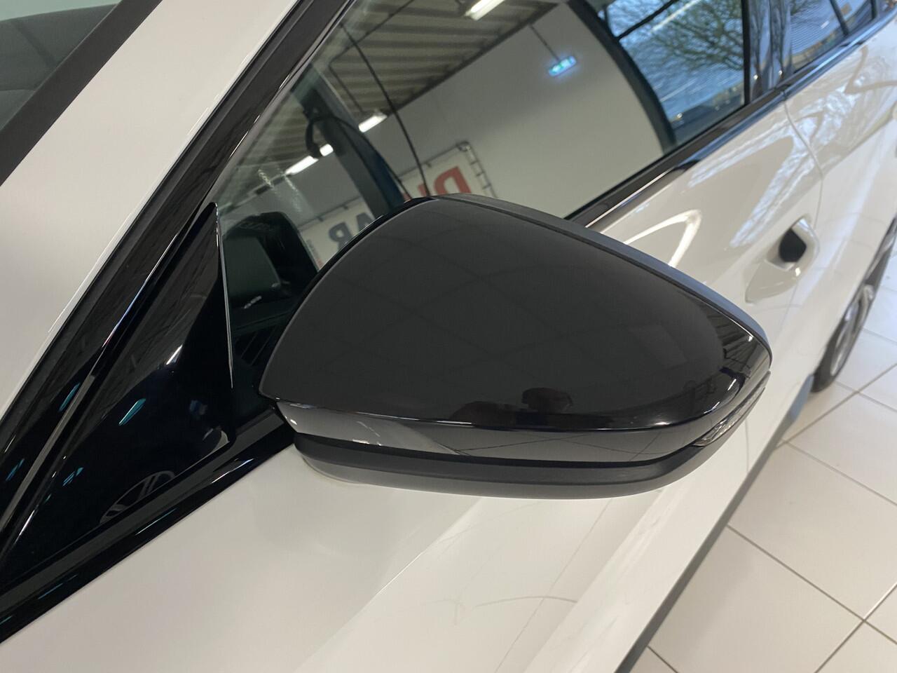 Audi A3 SPORTBACK 45 TFSI e S edition Competition Carplay / Navigatie / Camera