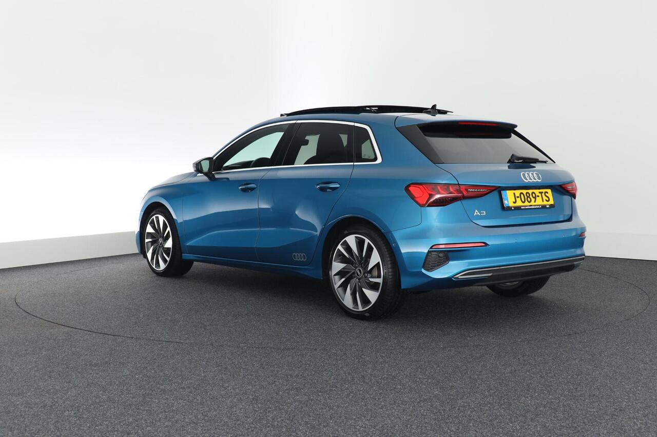 Audi A3 SPORTBACK 35 TFSI 150pk S-Line edition one Panoramadak Stoelverwarming ACC Virtual Cockpit Navigatie
