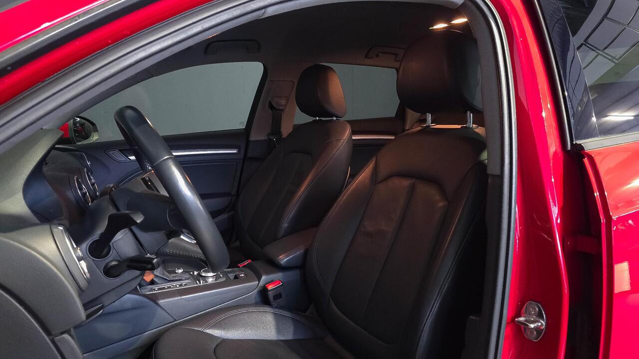 Audi A3 SPORTBACK 30 g-tron Pro Line | Automaat | Leder | Navigatie | Stoelverwarming