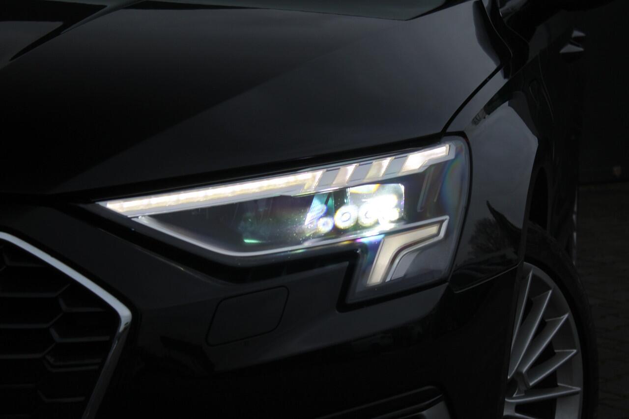 Audi A3 SPORTBACK 40 TFSI e Advanced edition | Incl. 12 maanden garantie | SOH 99% | Apple CarPlay | Sportstoelen | DAB | Bang & Olufsen | Zwarte hemel | Cruise control | Climate control | LED koplampen | Virtueel dashboard | Nederlandse auto |
