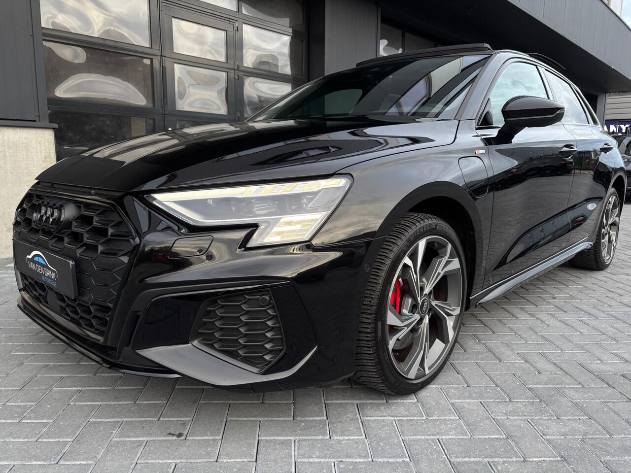 Audi A3 SPORTBACK 45 TFSIe 245 pk S-line Matrix Pano Sfeer