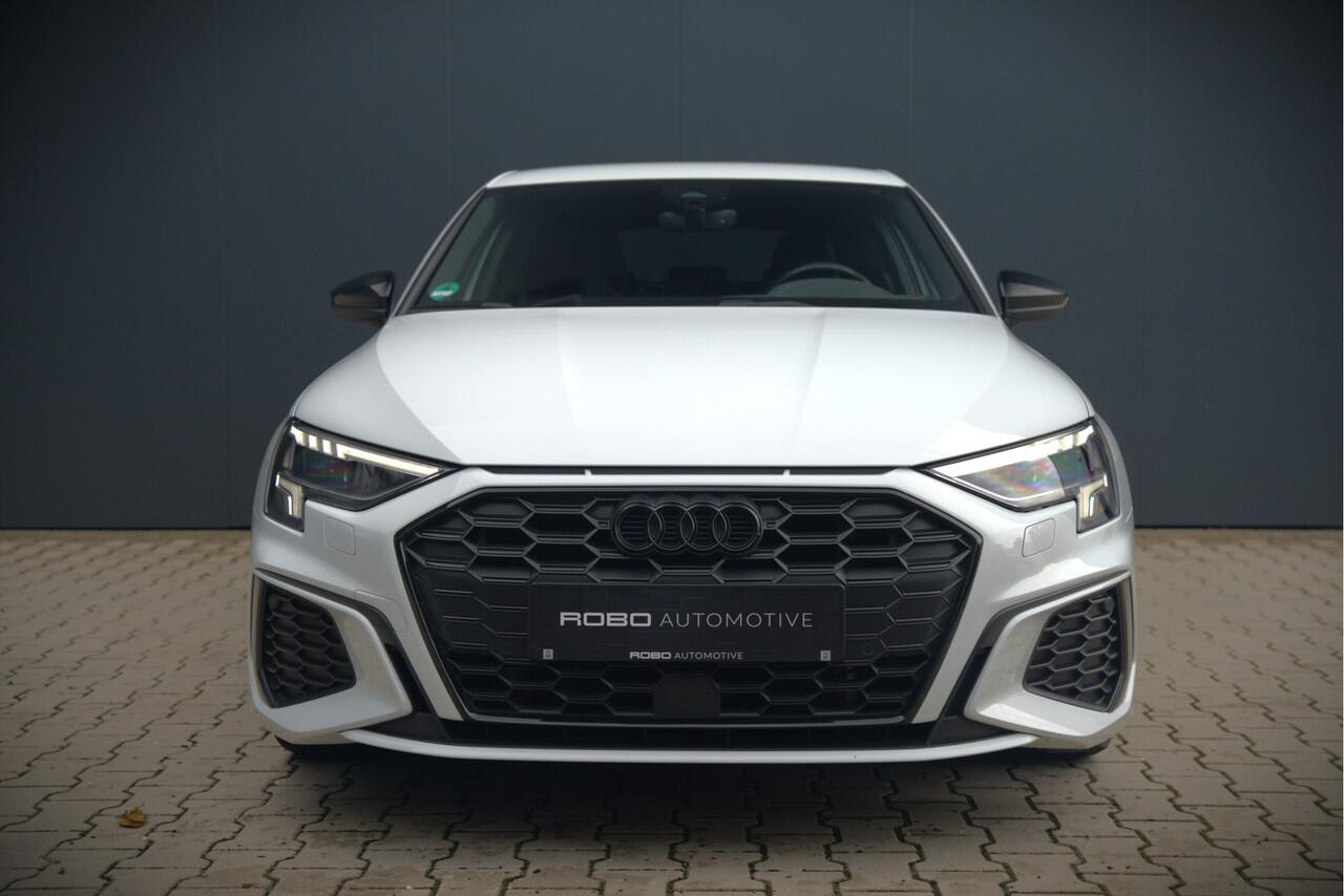 Audi A3 SPORTBACK 45 TFSI e S edition Competition | S-Line | RS Seats | Stoelverwarming | Camera | Navigatie | Cruise Control | LED | Keyless | Virtual Cockpit | Apple Carplay | Parkeersensoren |