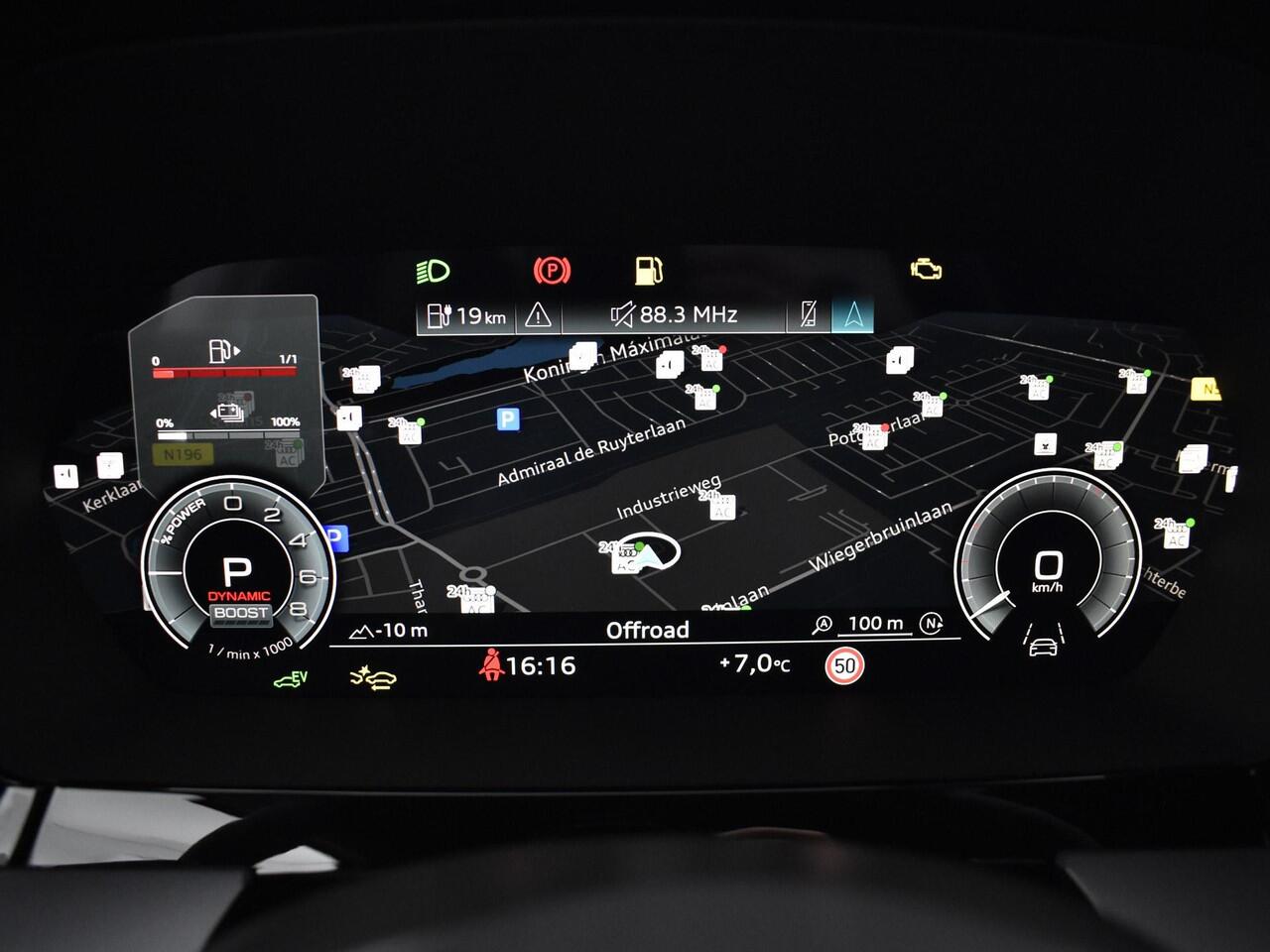 Audi A3 SPORTBACK Allstreet Advanced edition 40 TFSI e 204 PK · Lederen bekleding · Comfortsleutel · 18" LM Velgen · Assist. Driving + Parking plus