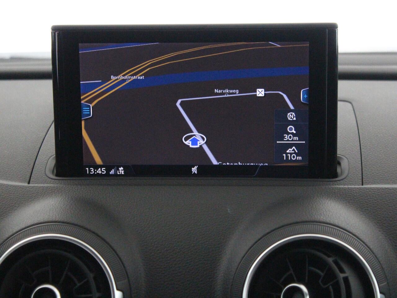 Audi A3 SPORTBACK 30 TFSI Pro Line | Navi | 27 t/m 31 dec eindejaarsshow!!