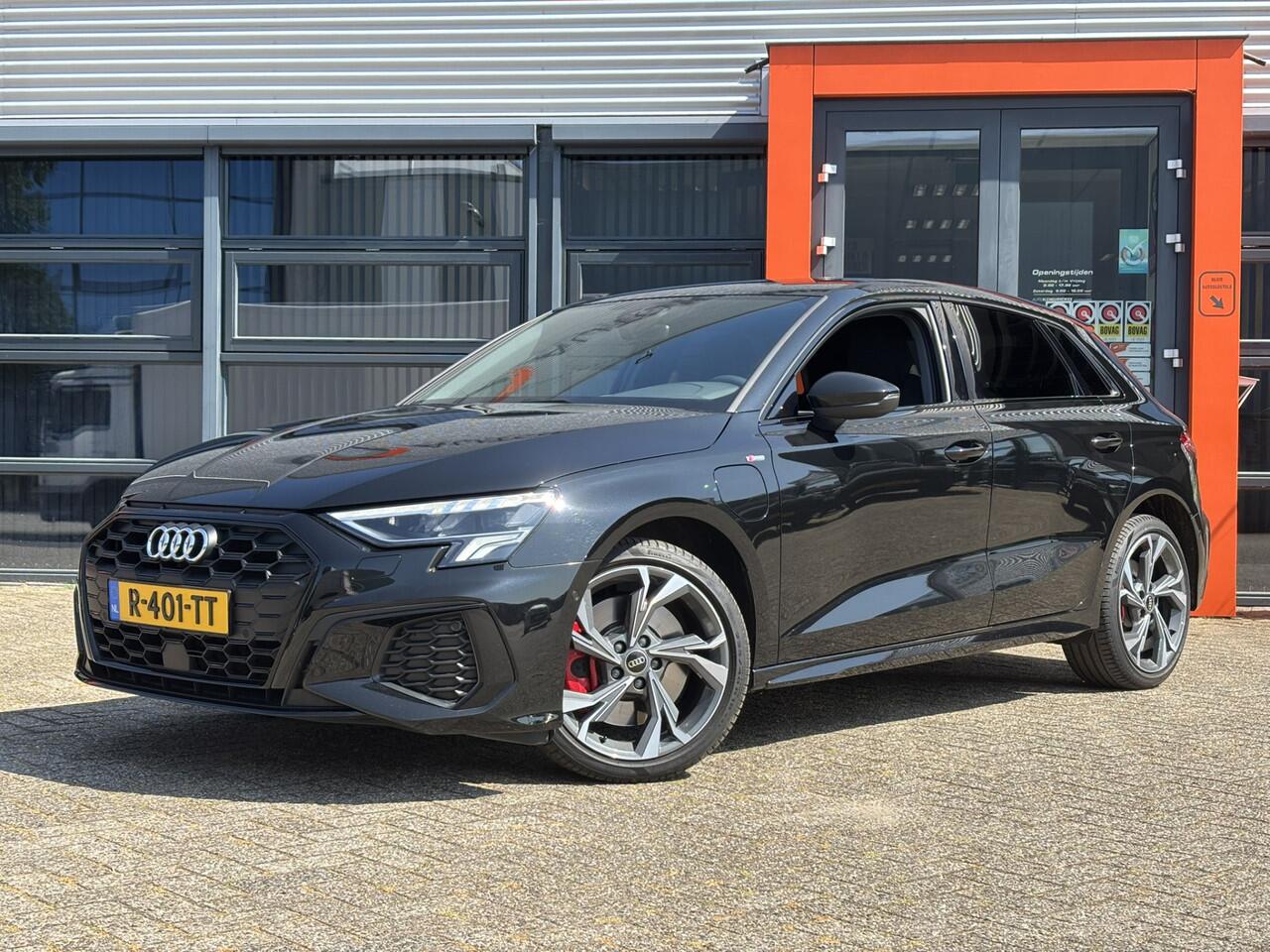 Audi A3 SPORTBACK 45 TFSI e S edition Competition / Applecarplay/AndroidAuto / Digital Cockpit / Plug In Hybrid /
