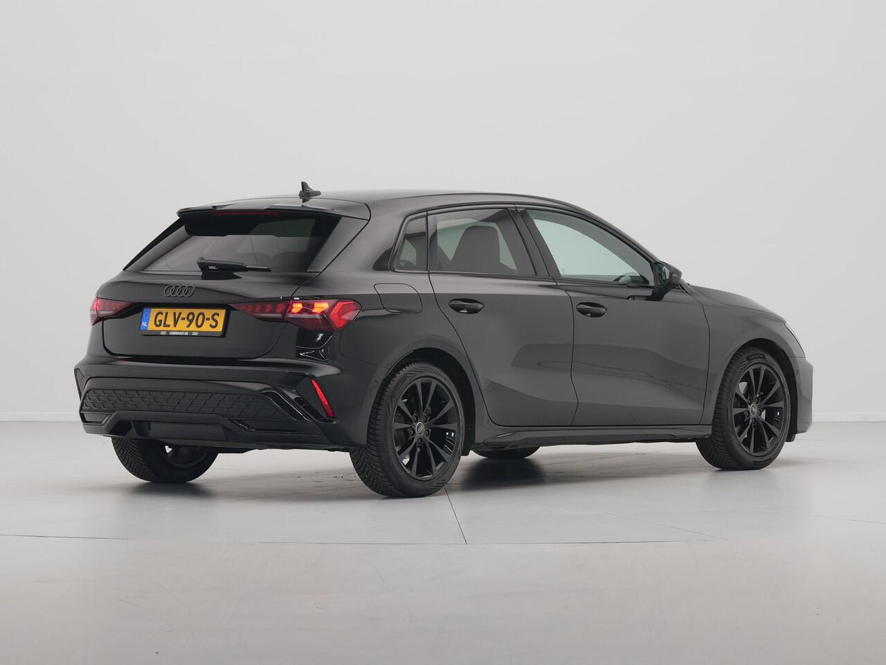 Audi A3 SPORTBACK 30 TFSI 116 pk S-tronic S edition Navi, PDC, Led, Privacy glas 30