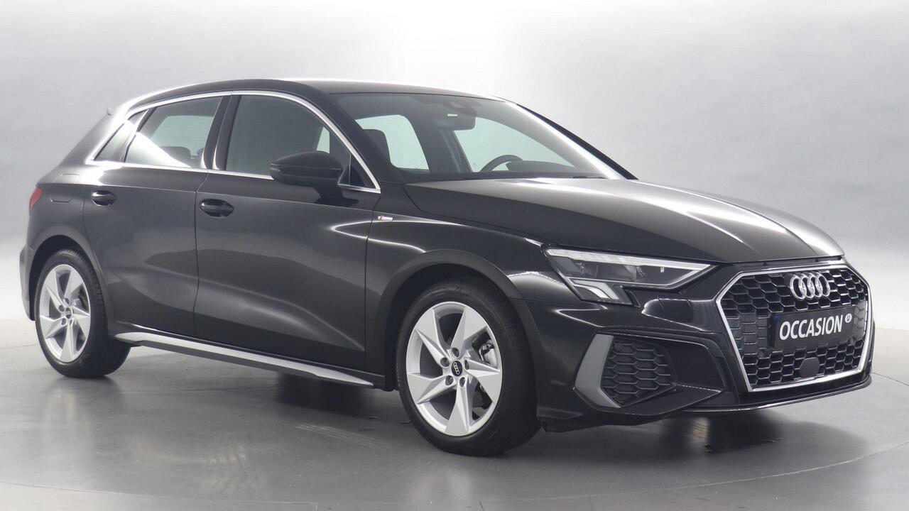 Audi A3 SPORTBACK 30 TFSI 110pk S Edition S-tronic / Navigatie / Adaptive Cruise Control / LED