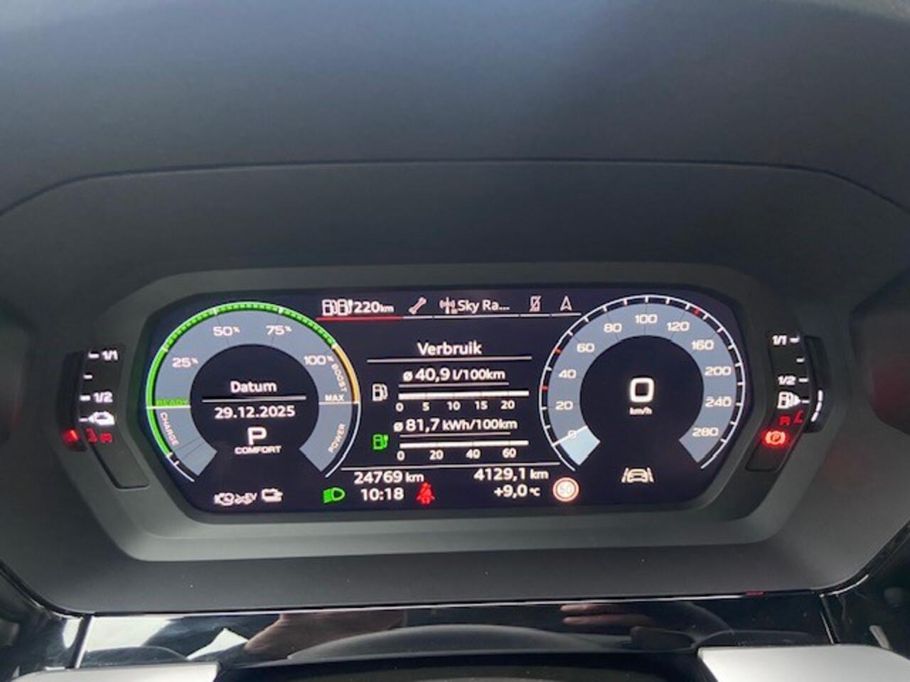Audi A3 SPORTBACK 40 TFSI e 204PK Advanced edition / Navigatie / Leder / Camera / App. connect / stoelverwarming / Parkeersensoren V+A / Achteruitrijcamera / 17''LMV