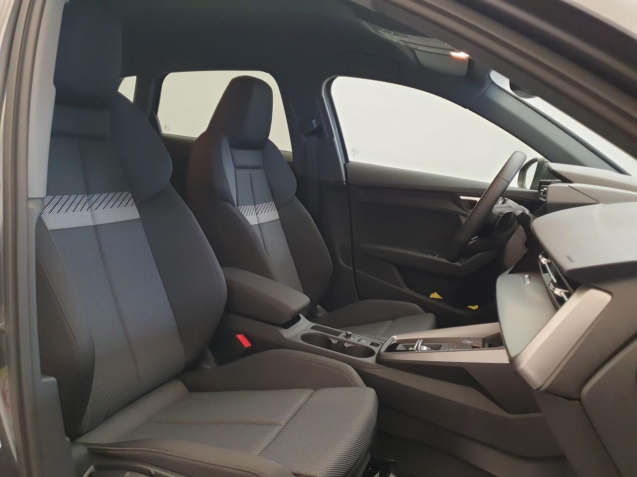 Audi A3 SPORTBACK 40 TFSI e 204pk S-Line S-Tronic ACC, App connect, Virtual cockpit