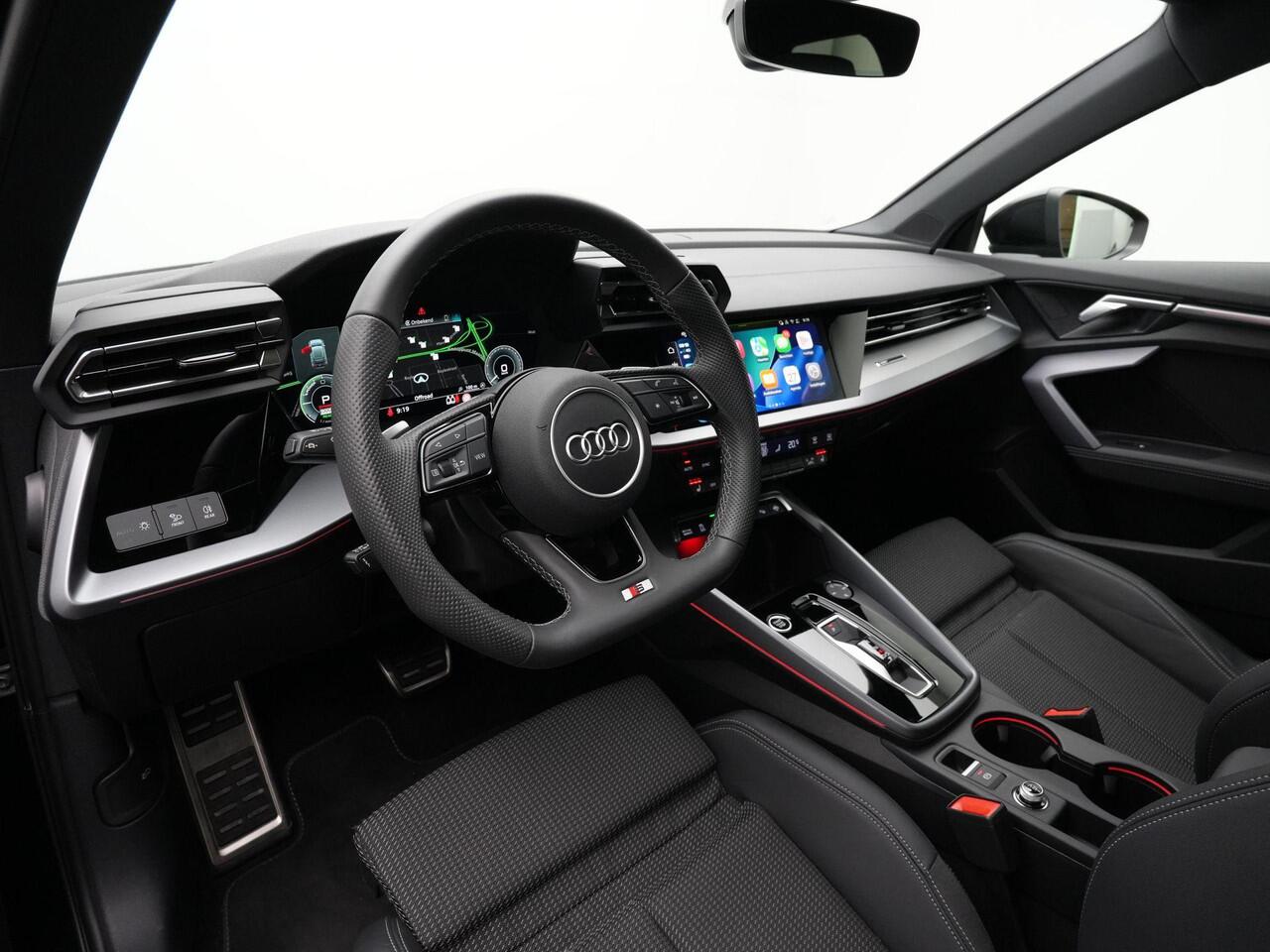 Audi A3 SPORTBACK 45 TFSI e 272 pk S-tronic S edition Competition / S-Line | Panoramadak | Elektr. verstelbare stoelen | Matrix LED | Achteruitrijcamera