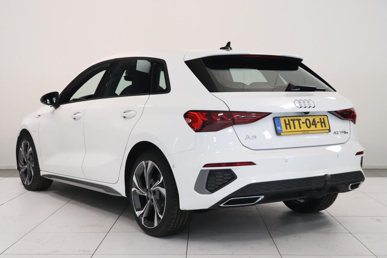 Audi A3 SPORTBACK 40 TFSI e Edition 205 Pk. | Camera | B & O premium audio | Navigatie | Matrix LED | AppleCarplay AndroidAuto |