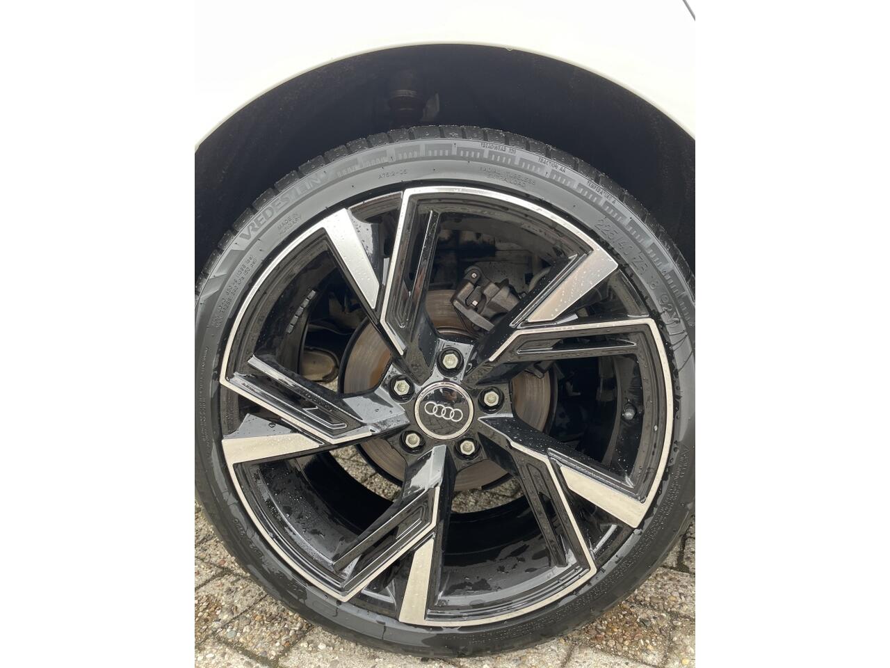 Audi A3 SPORTBACK A3 30 TFSI Sportback S line Virtual Desk