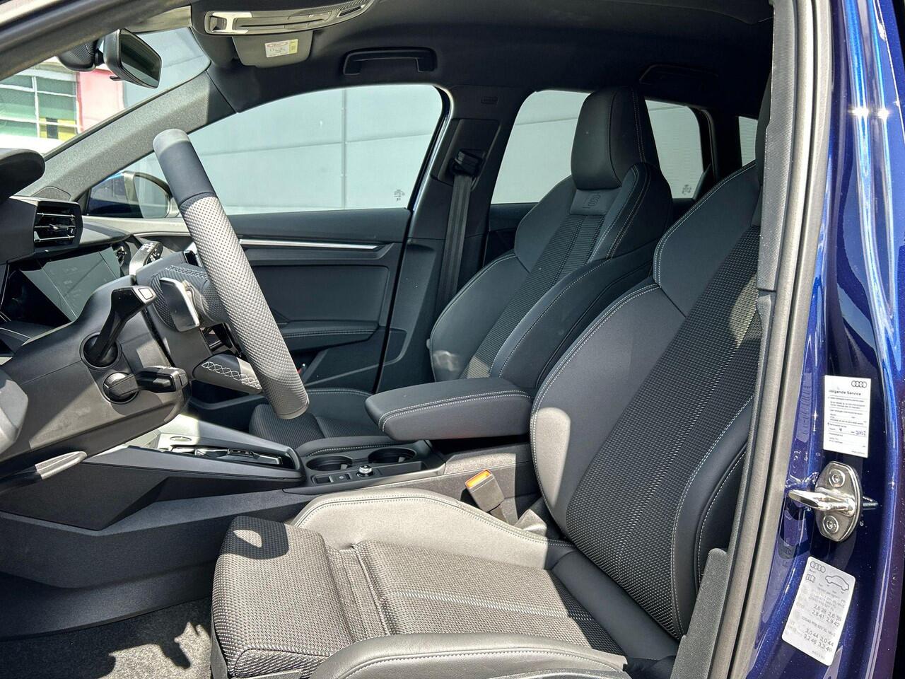 Audi A3 SPORTBACK 40 TFSI e S edition 204pk | Navigatie | Parkeercamera | 18 inch Lichtmetalen velgen | Adaptieve cruise controle