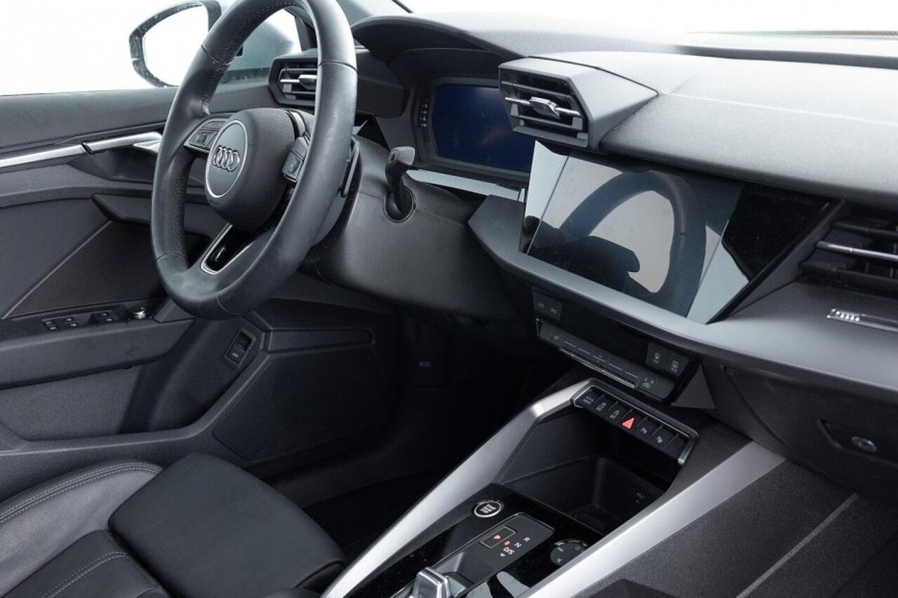 Audi A3 SPORTBACK 30 TFSI Advanced edition | PANORAMADAK | LEDER ? 1e Eigenaar