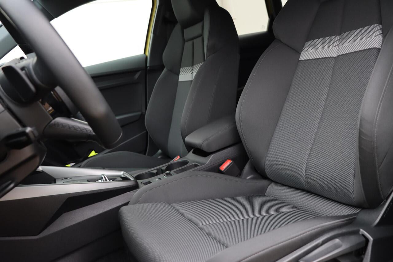 Audi A3 SPORTBACK 40 TFSI e S Edition 204pk S-Tronic l Zwart Optiek Plus