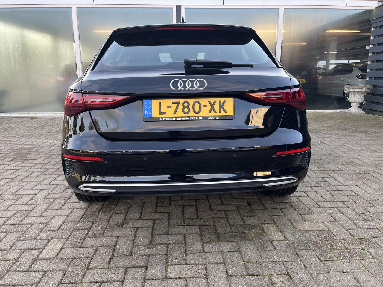 Audi A3 SPORTBACK 30 TFSI Advanced edition Automaat / Sportstoelen / Carplay / Clima / Cruise