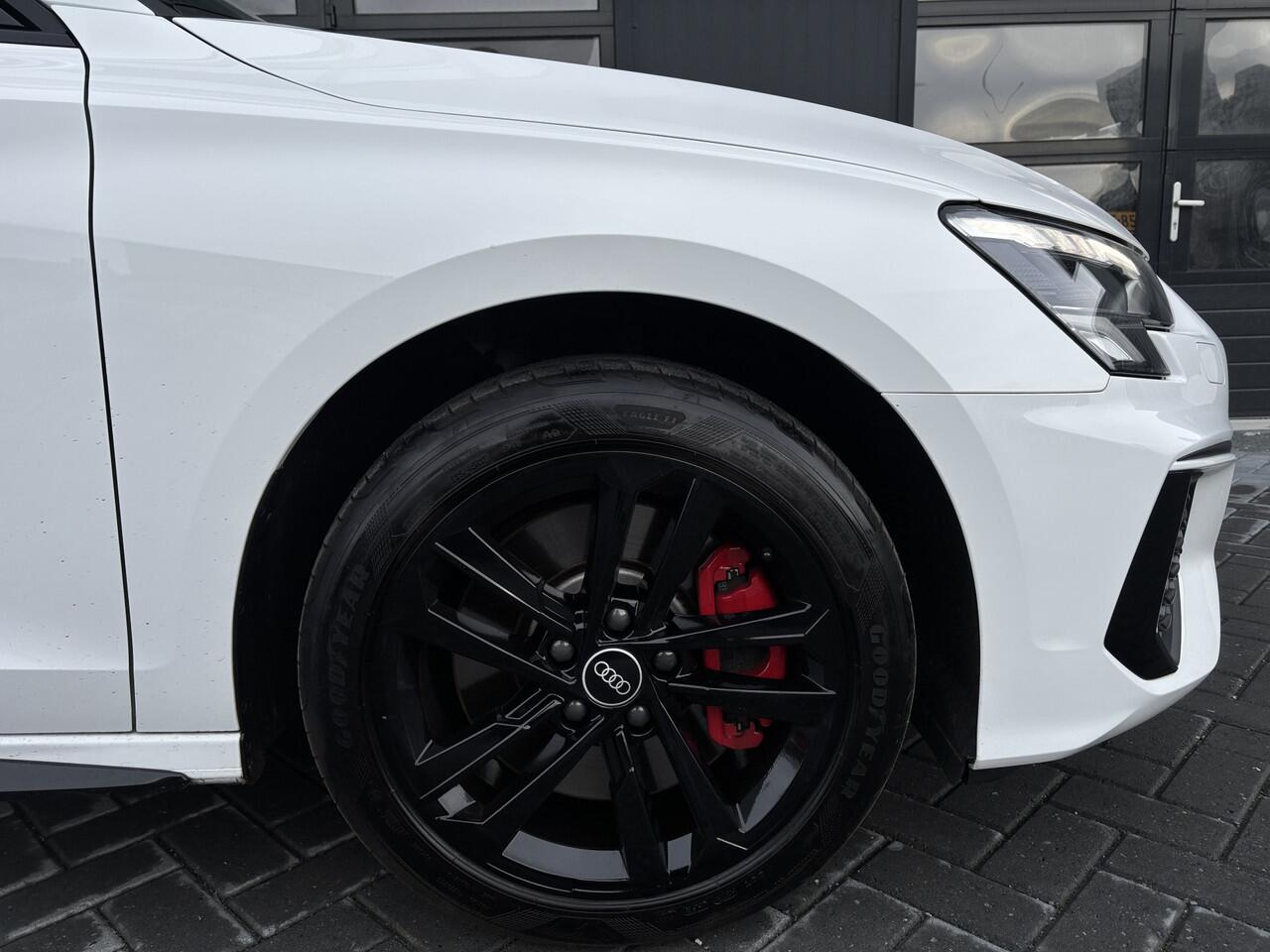 Audi A3 SPORTBACK 45 TFSIe 245 pk S-line Black Edition