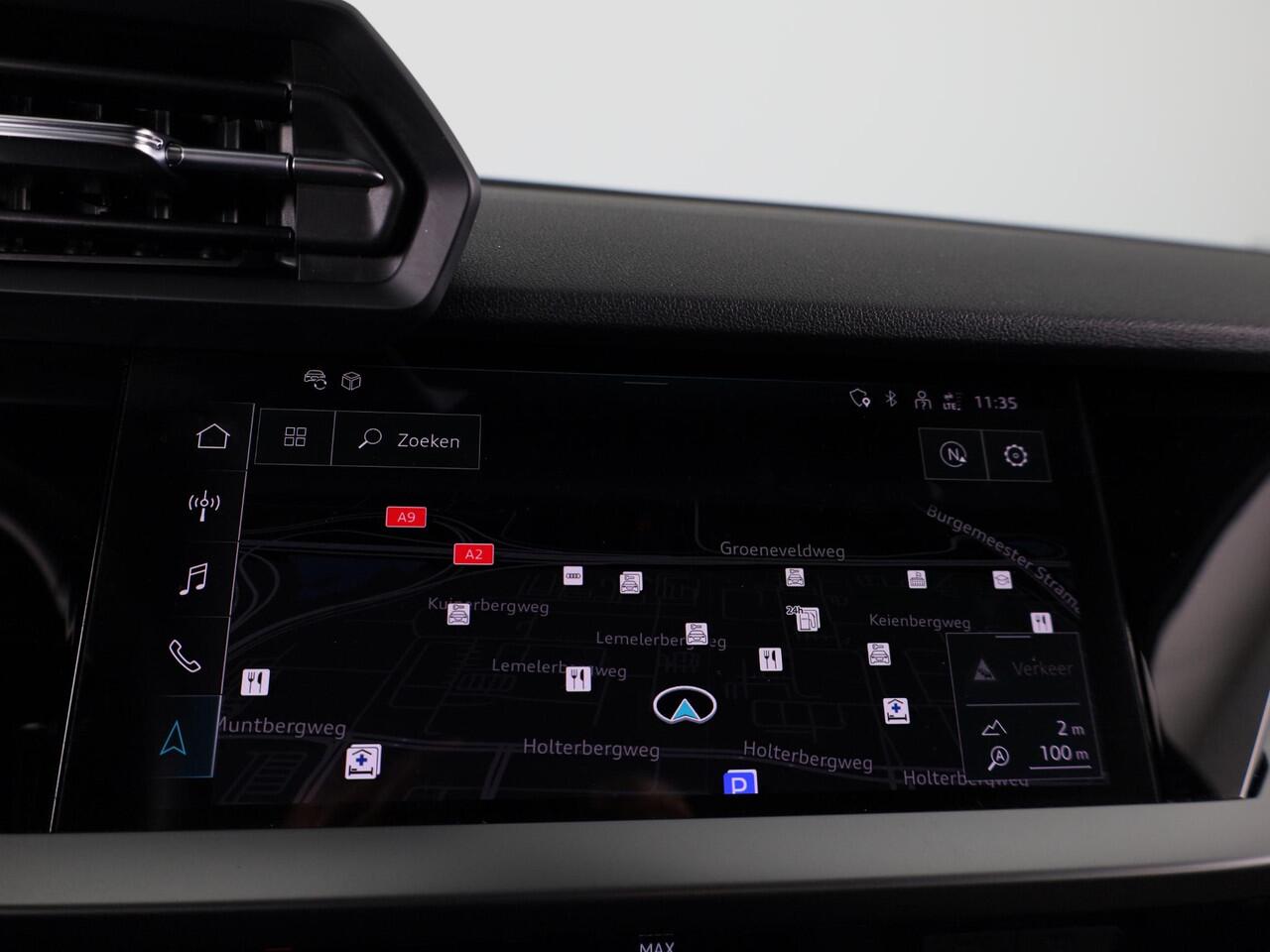 Audi A3 SPORTBACK 35 TFSI Business edition 150 pk S-tronic | Navigatie | Parkeersensoren achter | Adaptieve cruise control | Lederen bekleding | Apple Carplay/Android Auto |