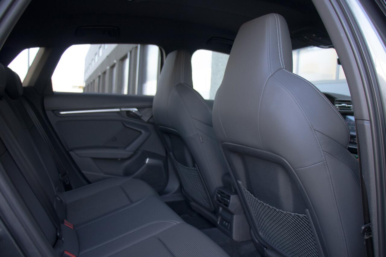 Audi A3 SPORTBACK 45 TFSI e S edition Competition | BTW | S-Line | Matrix LED | B&O Audio | Keyless | Camera | Virtual | DAB | B&O Audio | Carplay | Leder | Memory Seats | ACC | Sfeer | 245 PK | Dealer Onderhouden | Garantie