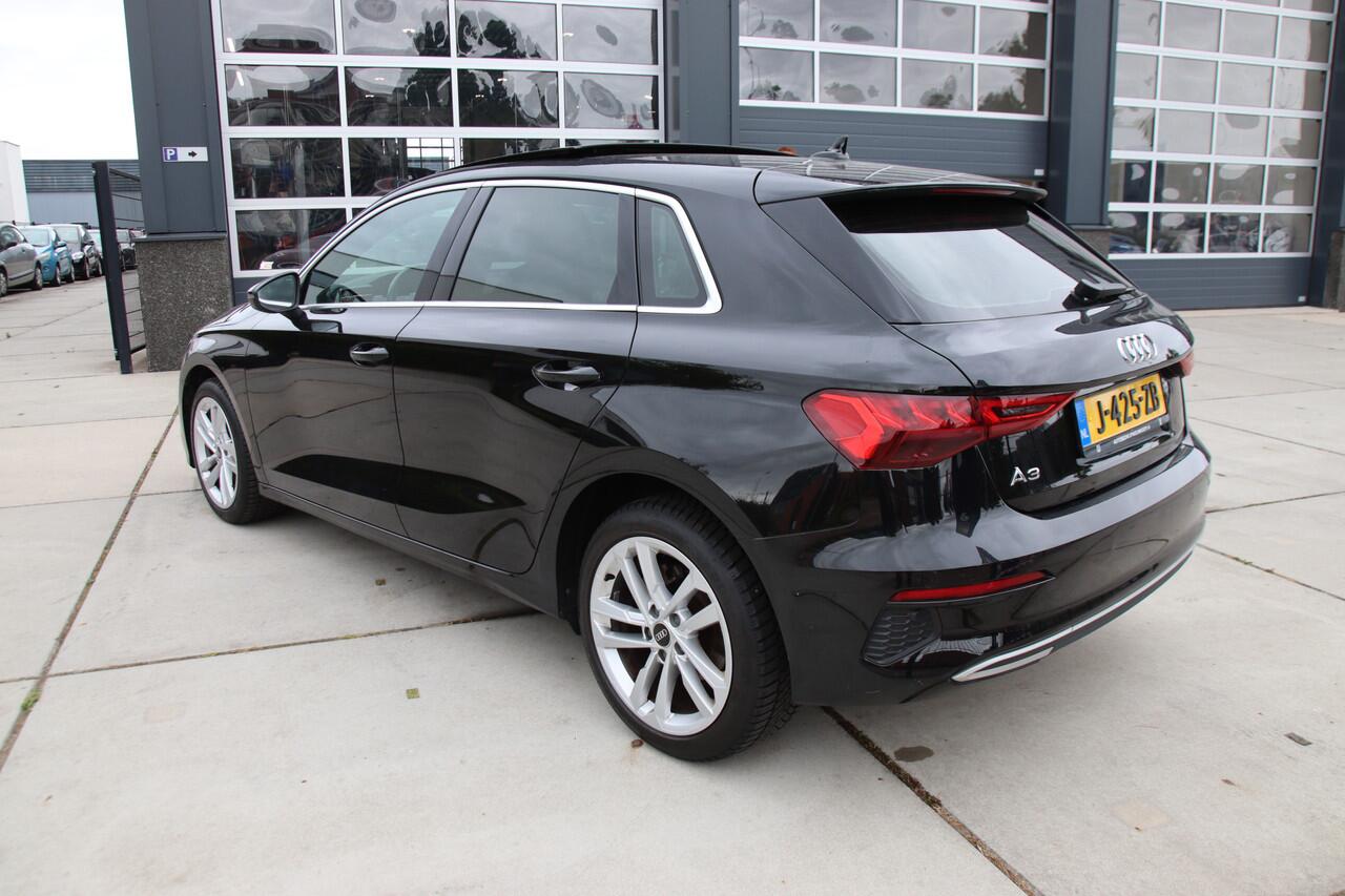 Audi A3 SPORTBACK 30 TFSI Business Ed. Pano, Viritueel, Clima, NL auto Aanbieding!