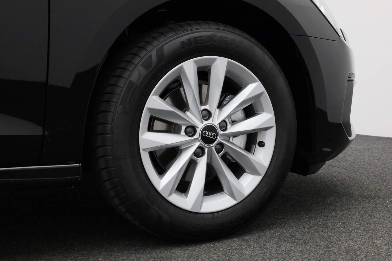 Audi A3 SPORTBACK 30 TFSI 110 pk S-tronic Pro Line | Parkeersensoren achter | Cruise Control | Apple Carplay / Android Auto