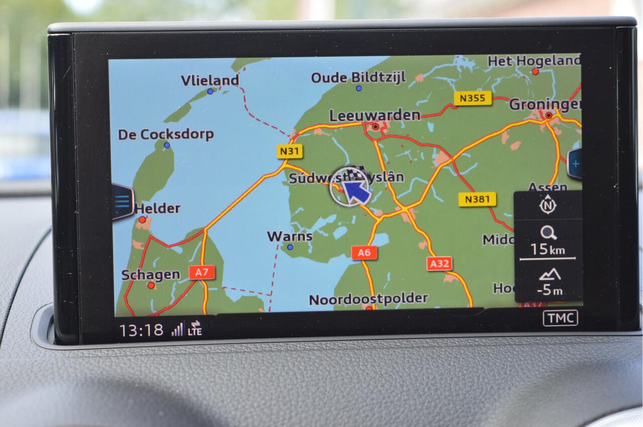 Audi A3 SPORTBACK 35 TFSI Sport S Line Ed. NL-Auto / Virtual / Schuifdak