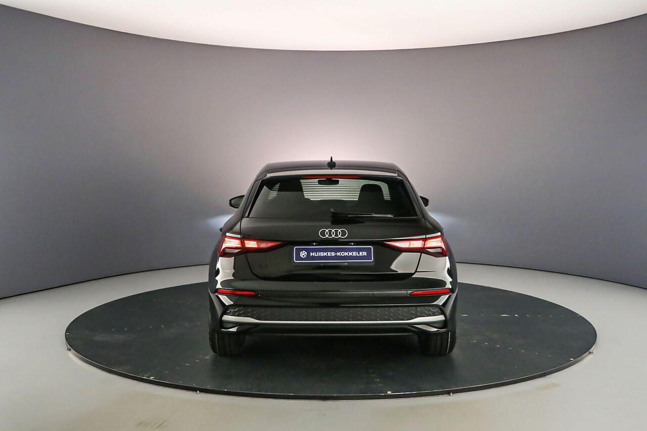 Audi A3 SPORTBACK 30 TFSI AUT |¤4.000,- KORTING | | Sportonderstel - Privacy glas - Sportstoelen