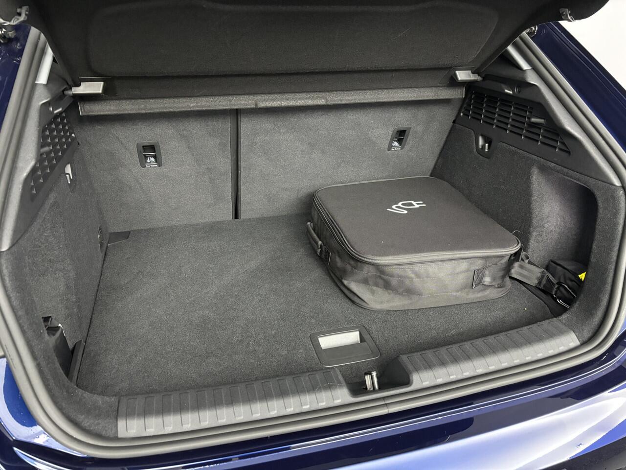 Audi A3 SPORTBACK 45 TFSI e S-line | Plug-In Hybrid | Navigatie |