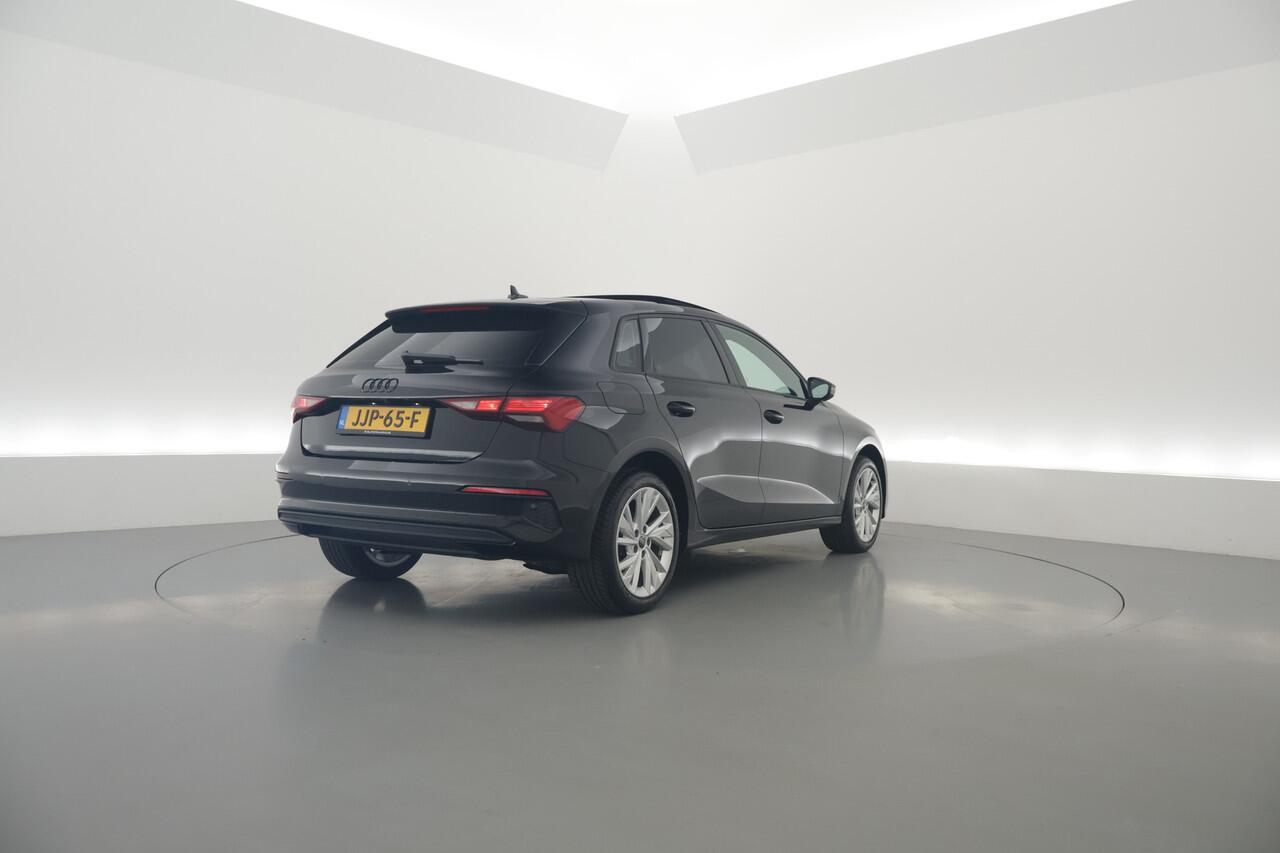 Audi A3 SPORTBACK 35 TFSI | Pano | Afn. Trekhaak | Sportstoelen | Apple CarPlay | Stoelverw. | Camera | 17"