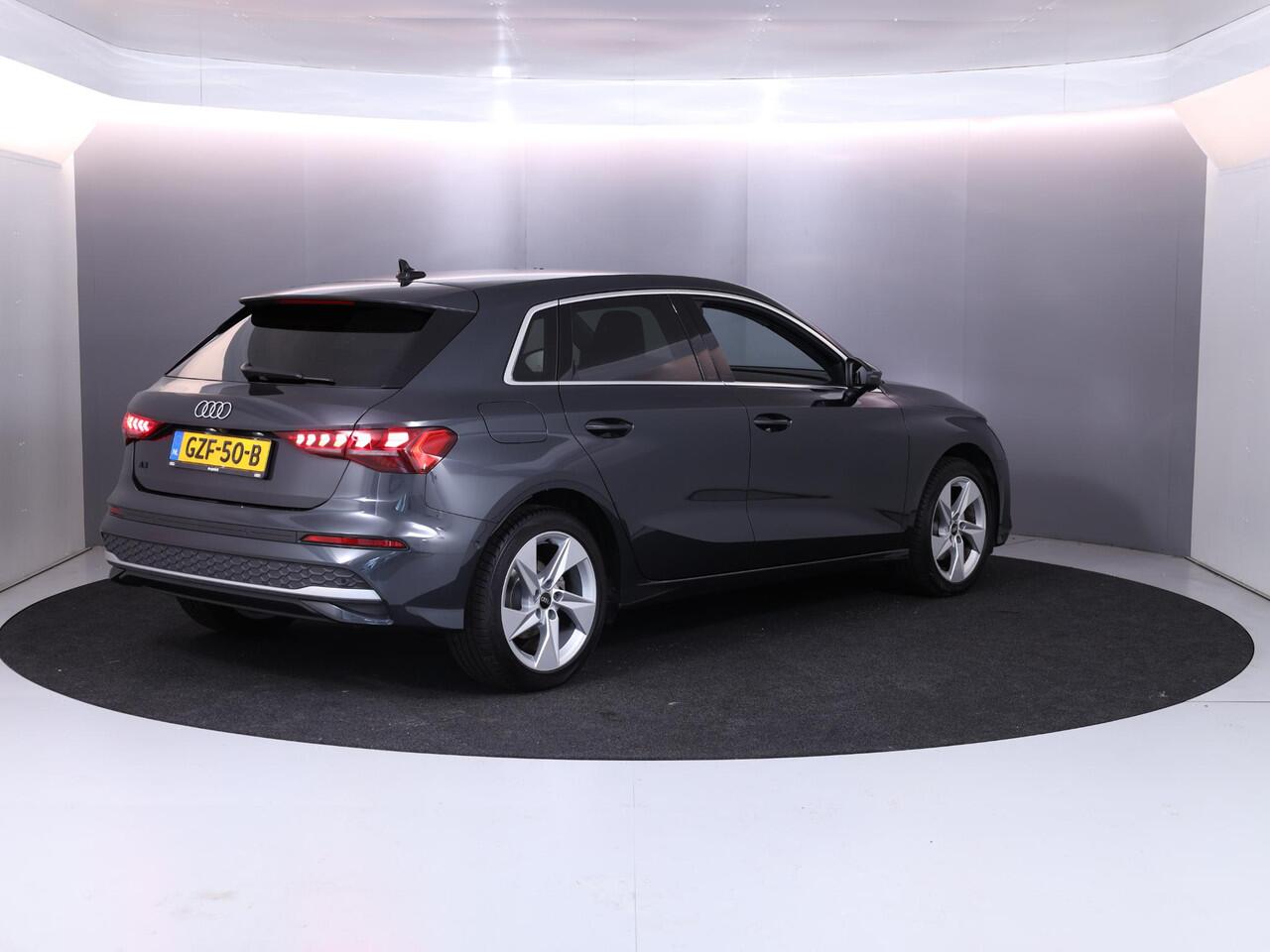 Audi A3 SPORTBACK 35 TFSI Advanced edition 150 pk Private lease vanaf ¤641,-| S-tronic | Verlengde garantie | Navigatie | Parkeersensoren (Park assist) | Achteruitrijcamera | Adaptieve cruise control | LED koplampen |