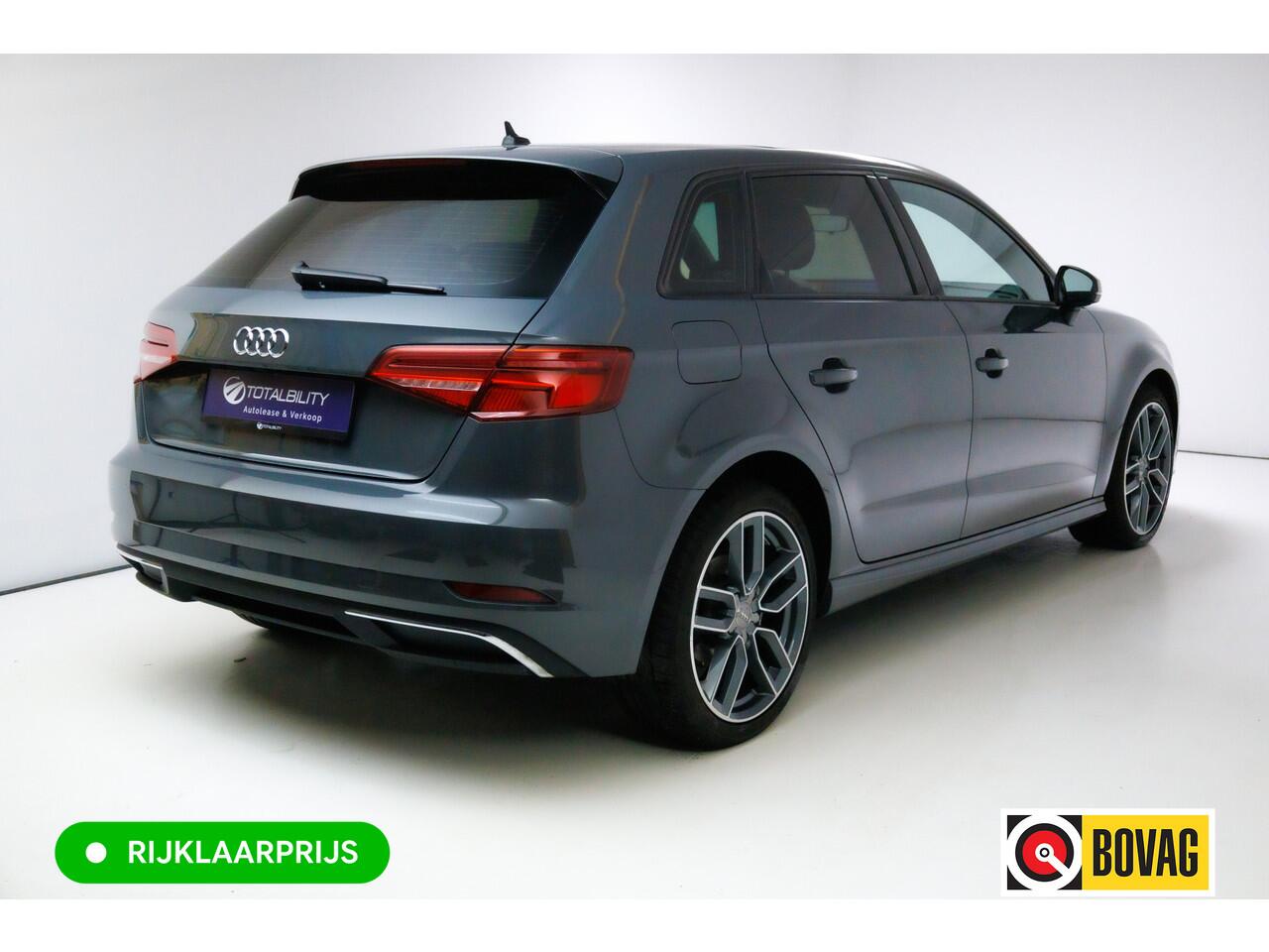 Audi A3 SPORTBACK 40 e-tron 204 PK 2x S-Line | Panoramadak | Adaptive Cruise | Led |Stoelverwarming PDC V+A, Privacy glas, 18 inch