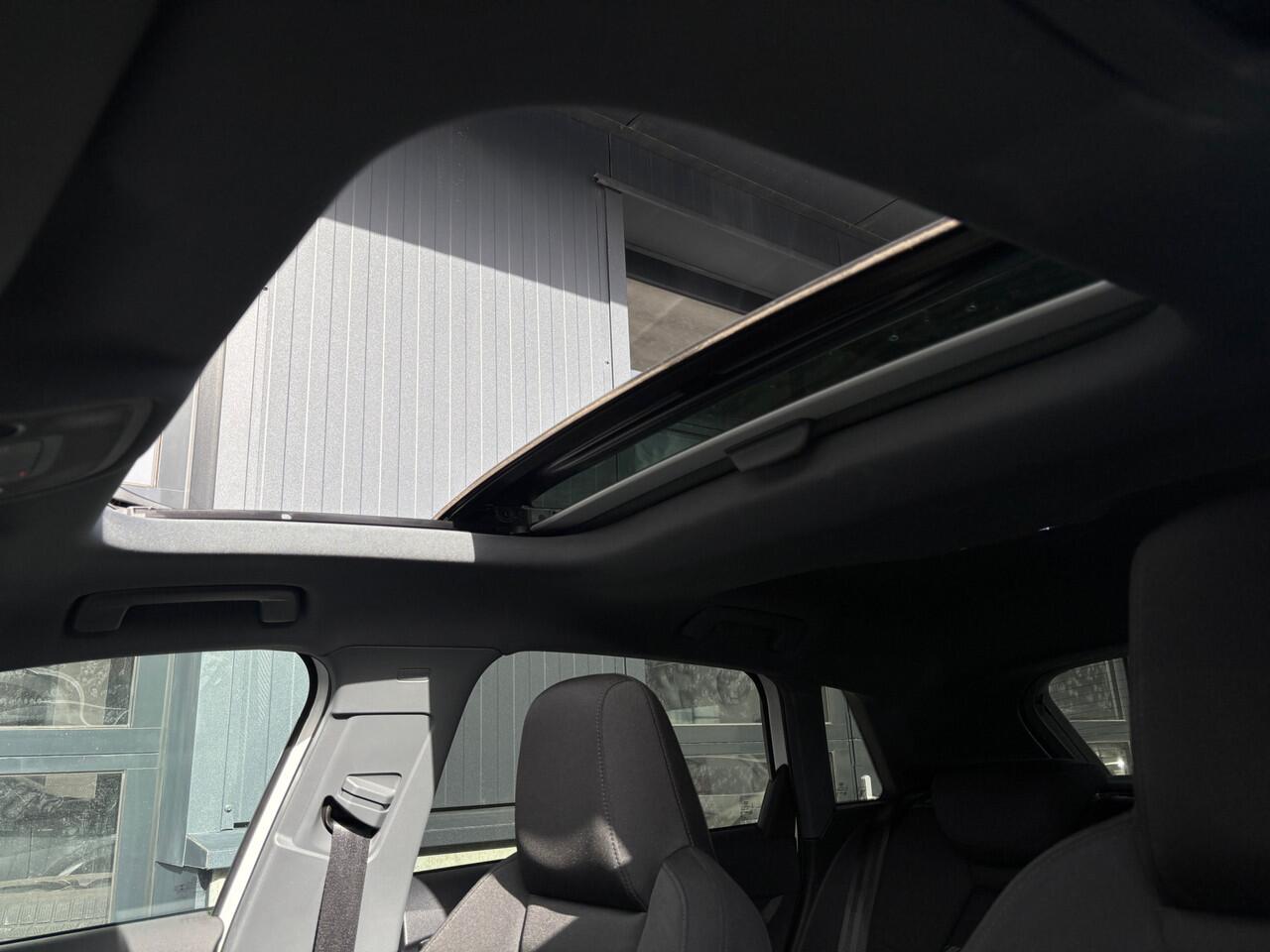 Audi A3 SPORTBACK 45 TFSI e-tron 245 pk S-line Black Pano