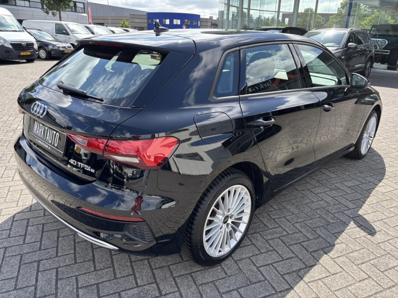 Audi A3 SPORTBACK 40 TFSI e Adv edit. Carplay Navi Cruise Keyless Pdc