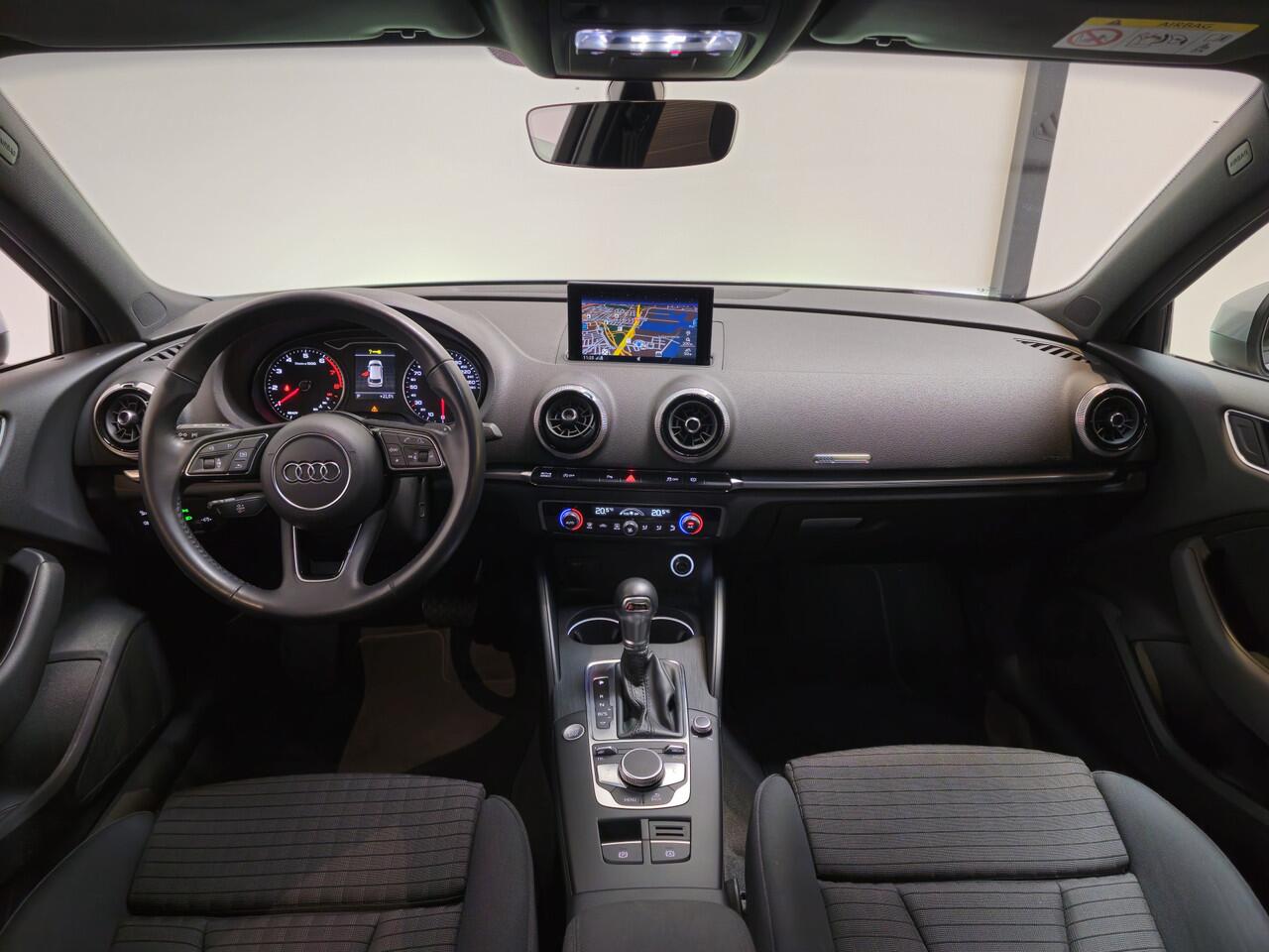 Audi A3 SPORTBACK 30 TFSI Design Pro Line Plus S-Line Styling - Apple Carplay/Android Auto - Navi - Climate Control - Sensoren voor en achter