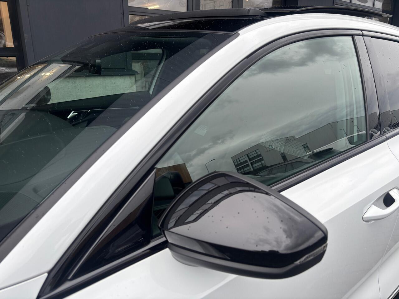 Audi A3 SPORTBACK 45 TFSI e-tron 245 pk S-line Competition