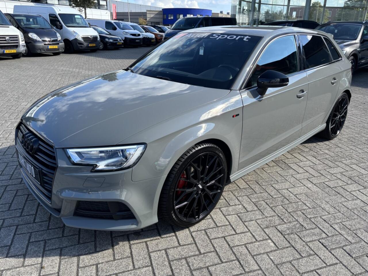 Audi A3 SPORTBACK 35 TFSI CoD Advance Sport S-Line Navi Led Pdc Stoelverwarming!