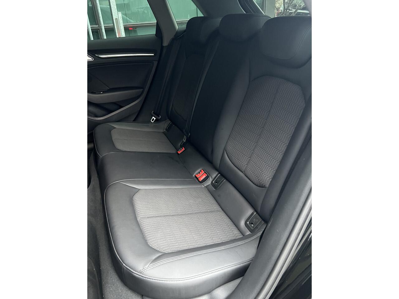 Audi A3 SPORTBACK 40 e-tron Advance Sport Hybride | AUTOMAAT | CAMERA | NAVI | PDC V+A | LMV 18'' | CRUISE CONTROL | CLIMATE CONTROL | STOELVERWARMING | KEYLESS | BLUETOOTH