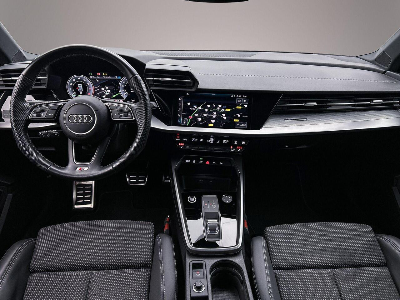 Audi A3 SPORTBACK 45 TFSI e S Edition | Pano | Matrix | Elek Kofferklep | Audi sound | Matrix-Led | Adapt. Cruise | Carplay | Ambient lighting | Navi | Optiek Zwart | S Line | Akoestisch glas |