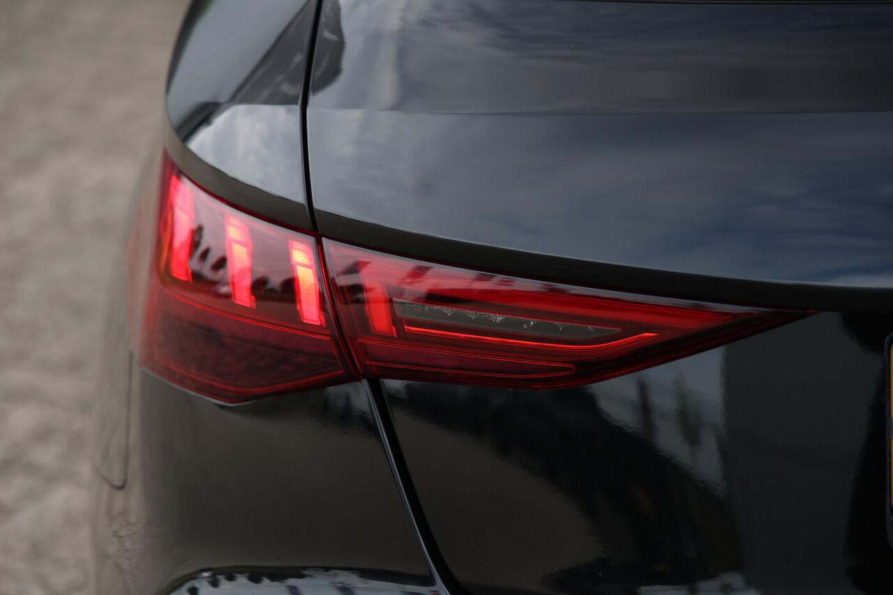 Audi A3 SPORTBACK 30 TFSI Black Edition Aut. NAP|Trekhaak|Sportst|Dynamisch|Virtual