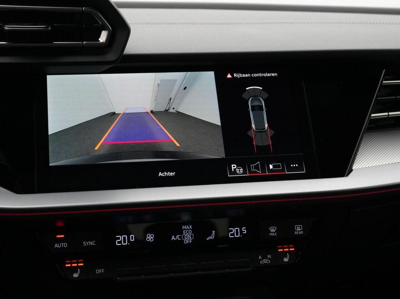 Audi A3 SPORTBACK 45 TFSI e 272 pk S-tronic S edition Competition / S-Line | Panoramadak | Elektr. verstelbare stoelen | Matrix LED | Achteruitrijcamera