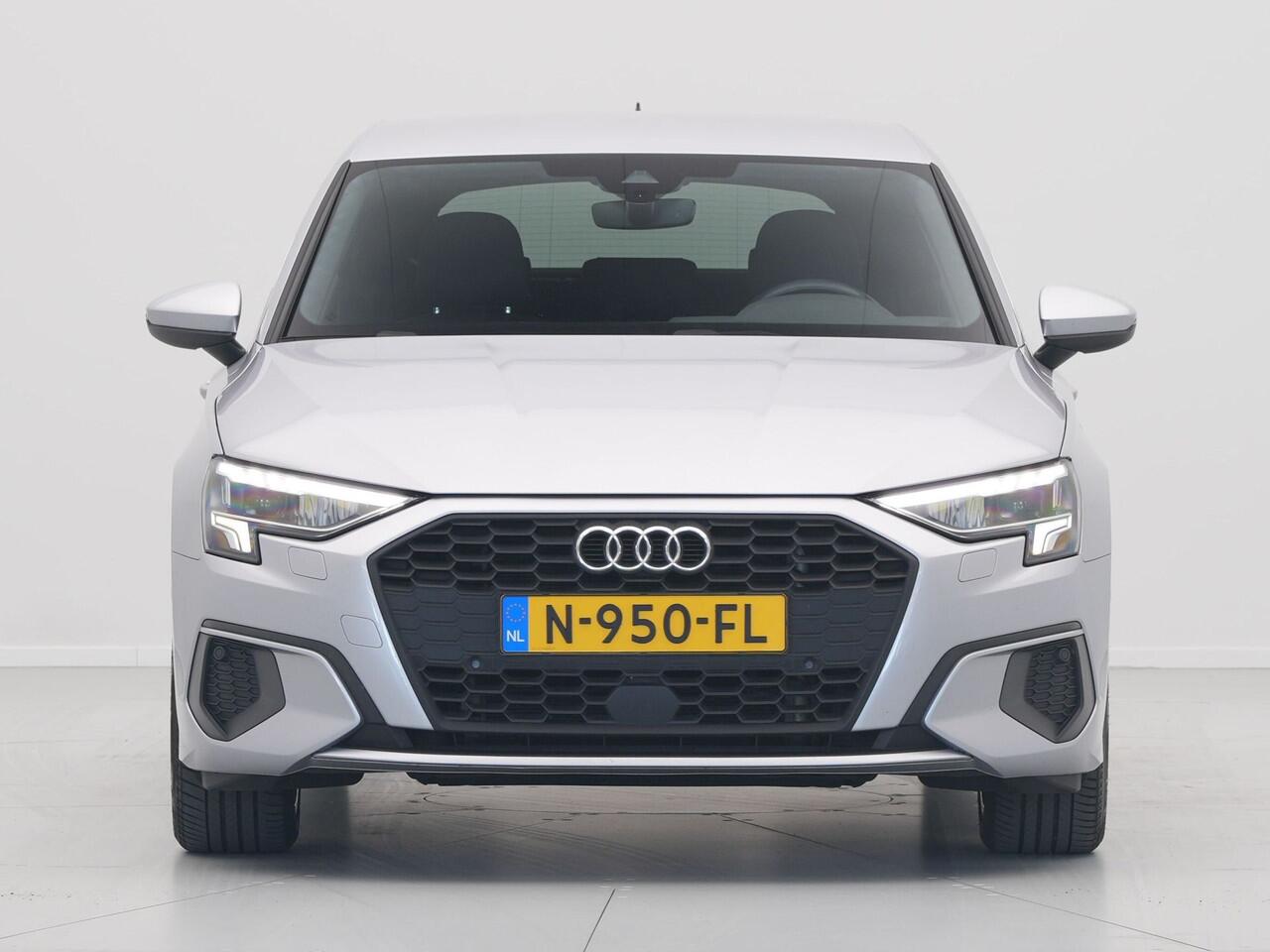 Audi A3 SPORTBACK 40 TFSI e Edition Navigatie Stoelverwarming Side assist Elek. kofferklep Carplay 82