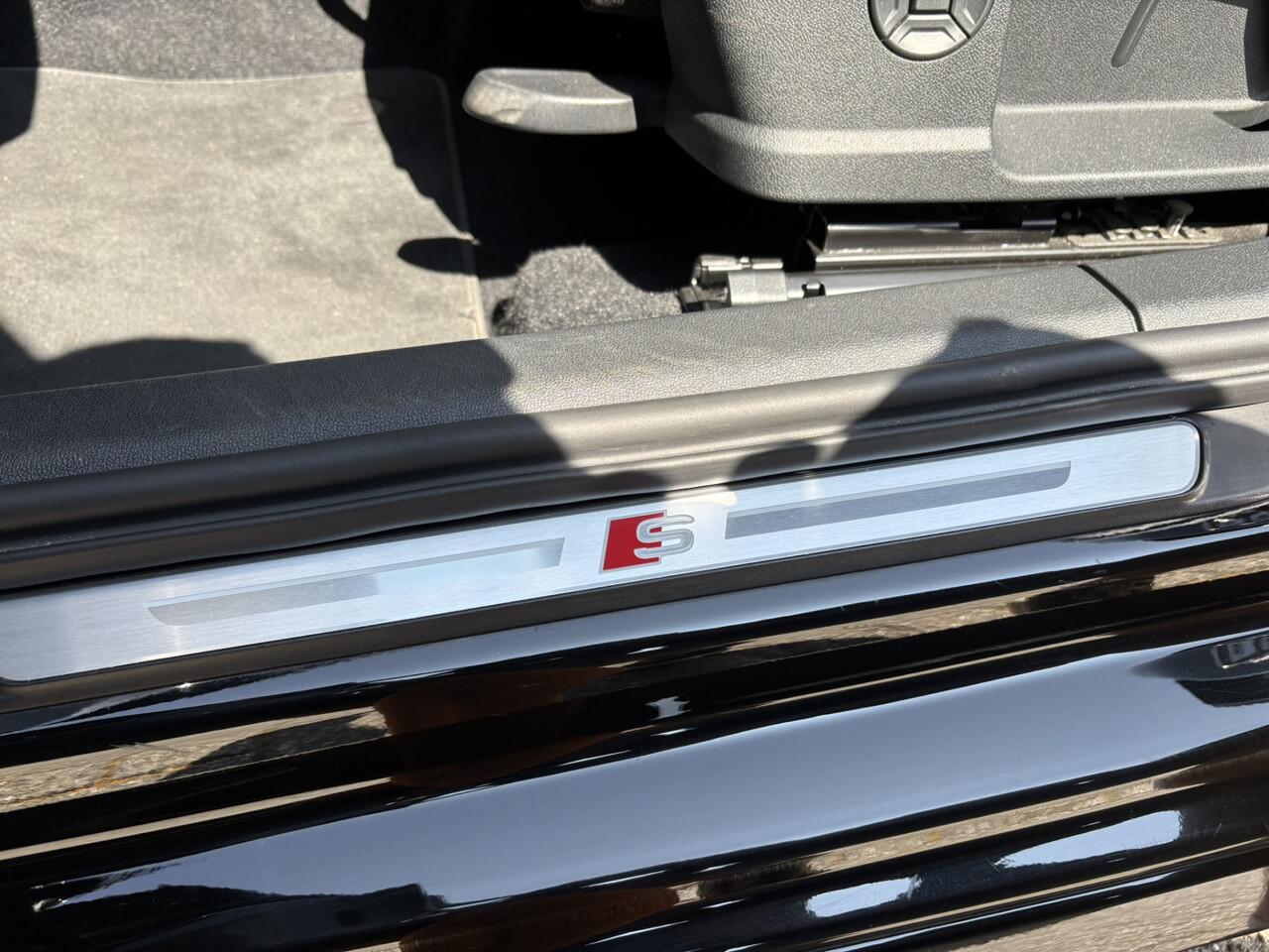 Audi A3 SPORTBACK 45 TFSI e S edition Competition / Applecarplay/AndroidAuto / Digital Cockpit / Plug In Hybrid /