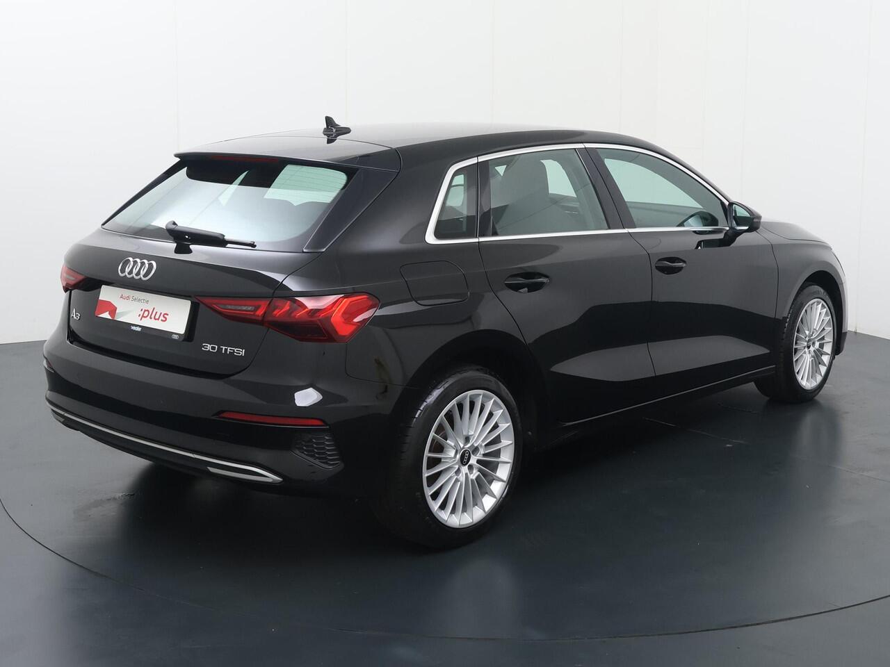 Audi A3 SPORTBACK 30 TFSI Advanced edition | 110 PK | Automaat | Navigatie | Cruise Controle | Parkeersensoren |